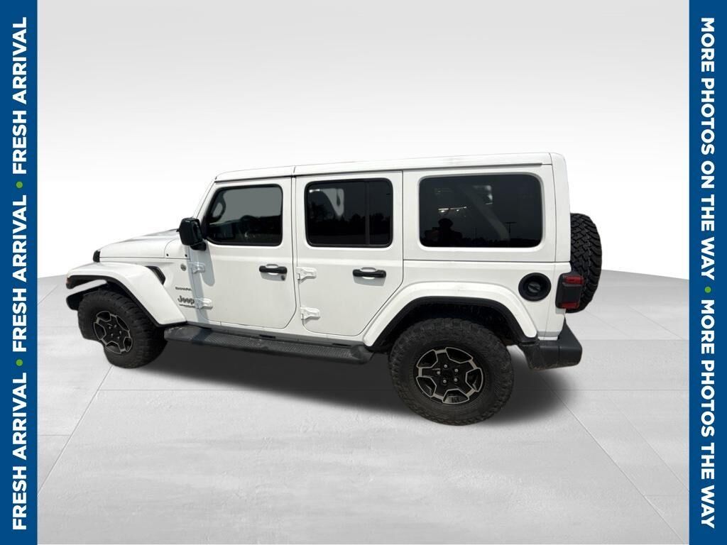 2018 Jeep Wrangler Unlimited Sahara — photo 1 of 2