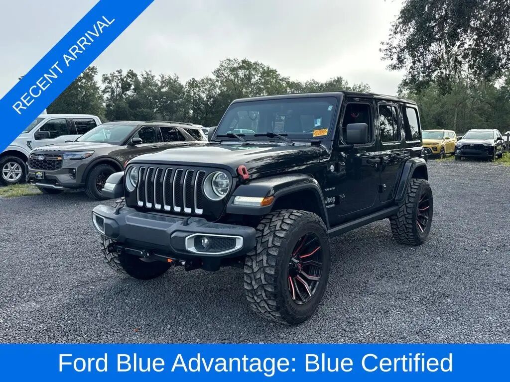 2019 Jeep Wrangler Unlimited Sahara — photo 1 of 11
