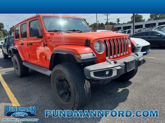 2018 Jeep Wrangler Unlimited Sahara — photo 1 of 13