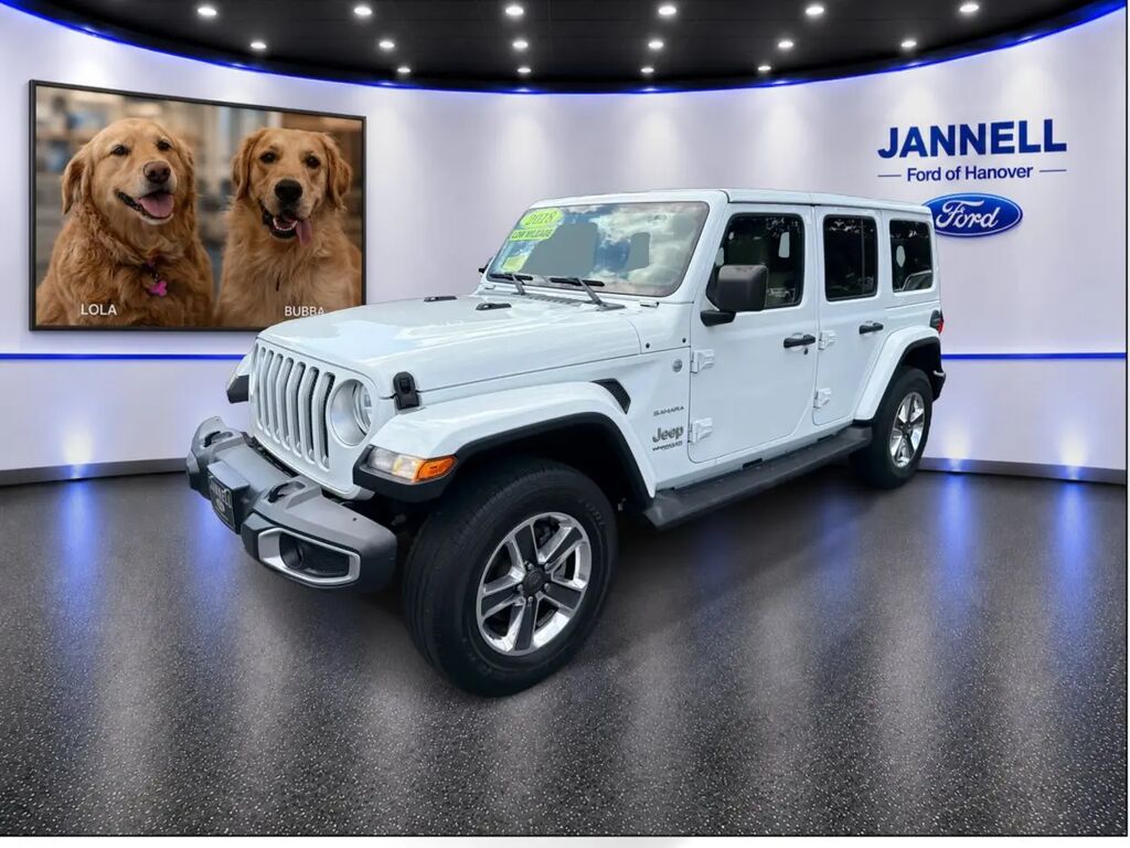 2018 Jeep Wrangler Unlimited Sahara — photo 1 of 11