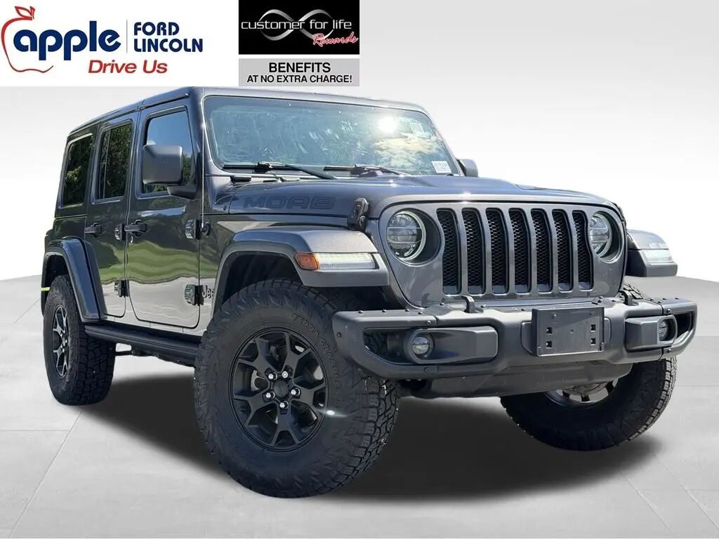 2018 Jeep Wrangler Unlimited Sahara — photo 1 of 13