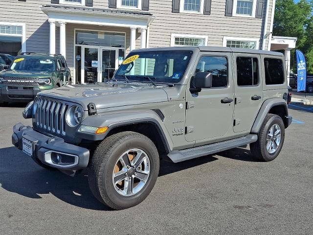 2021 Jeep Wrangler Unlimited Sahara — photo 1 of 13
