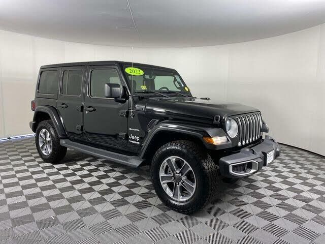 2022 Jeep Wrangler Unlimited Sahara — photo 1 of 3