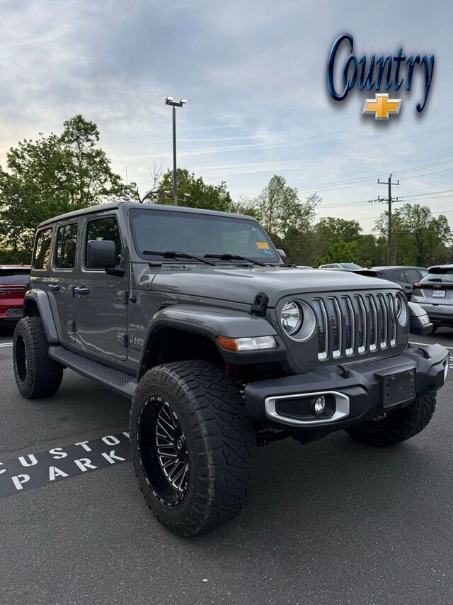 2021 Jeep Wrangler Unlimited Sahara — photo 1 of 13