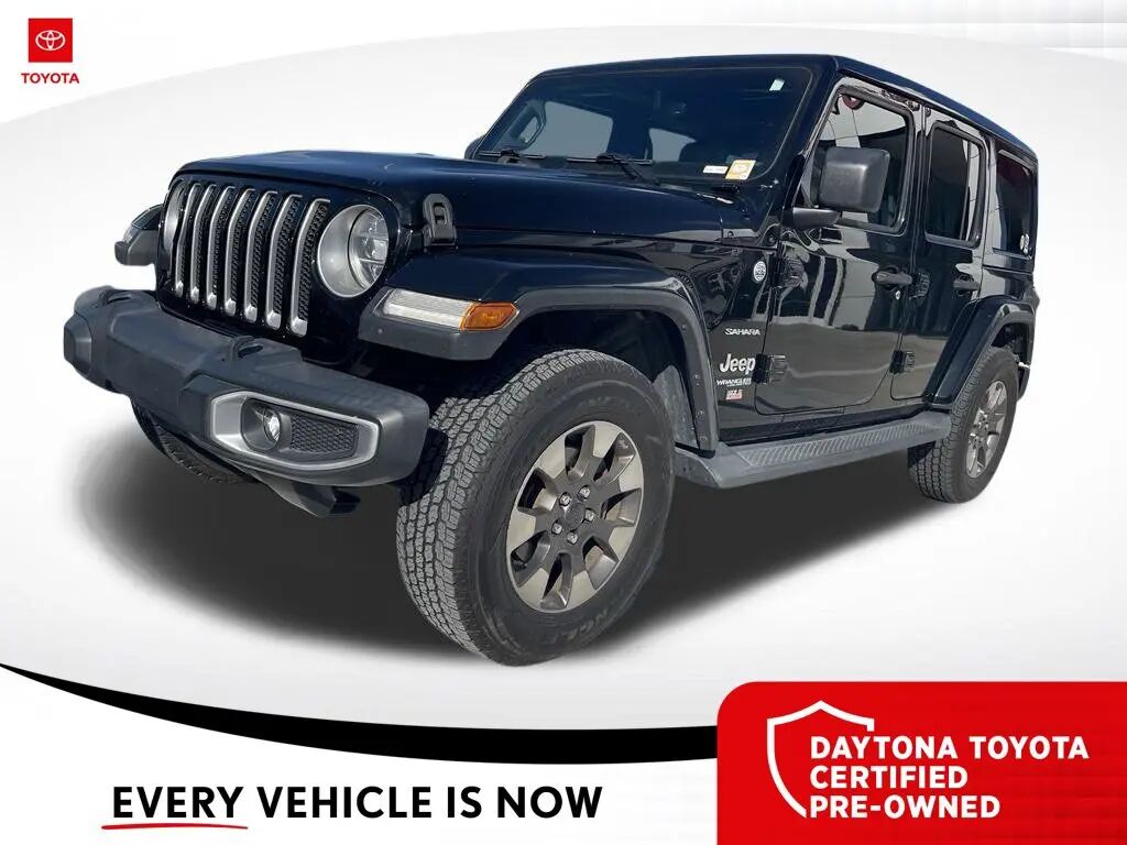 2018 Jeep Wrangler Unlimited Sahara — photo 1 of 10