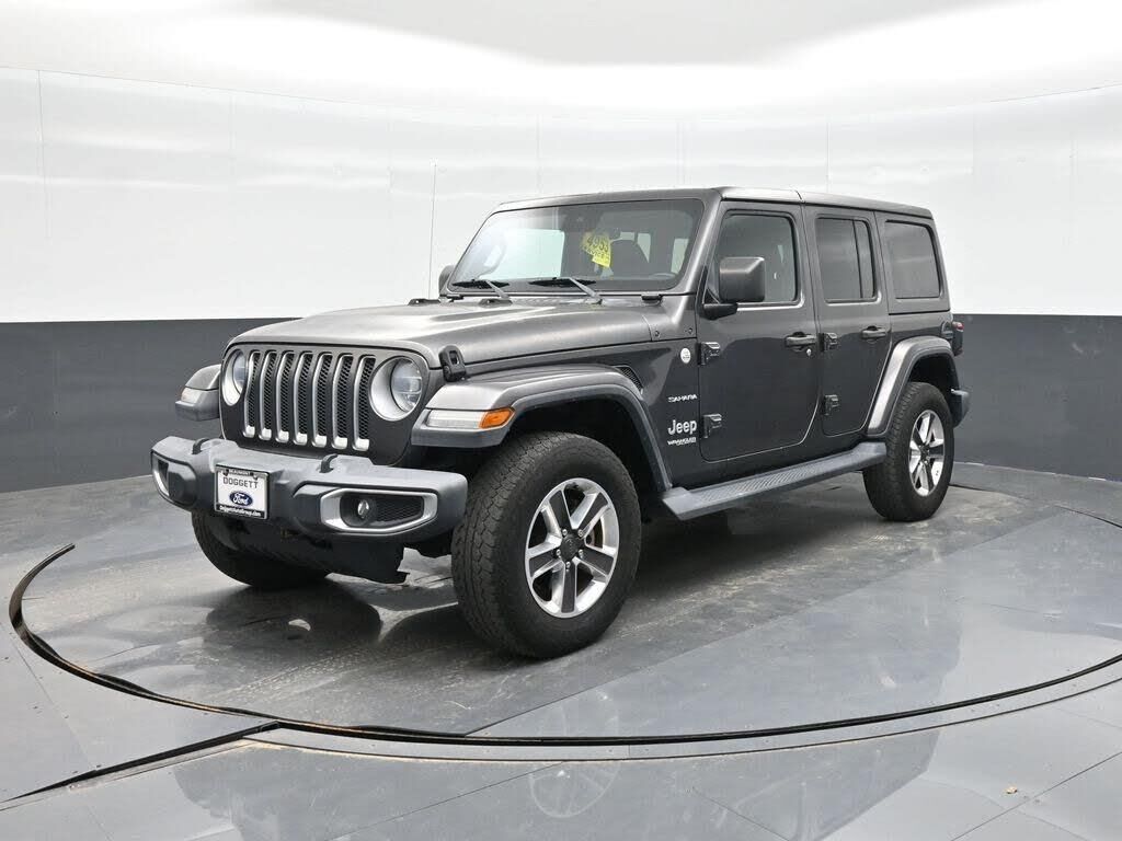 2019 Jeep Wrangler Unlimited Sahara — photo 1 of 3