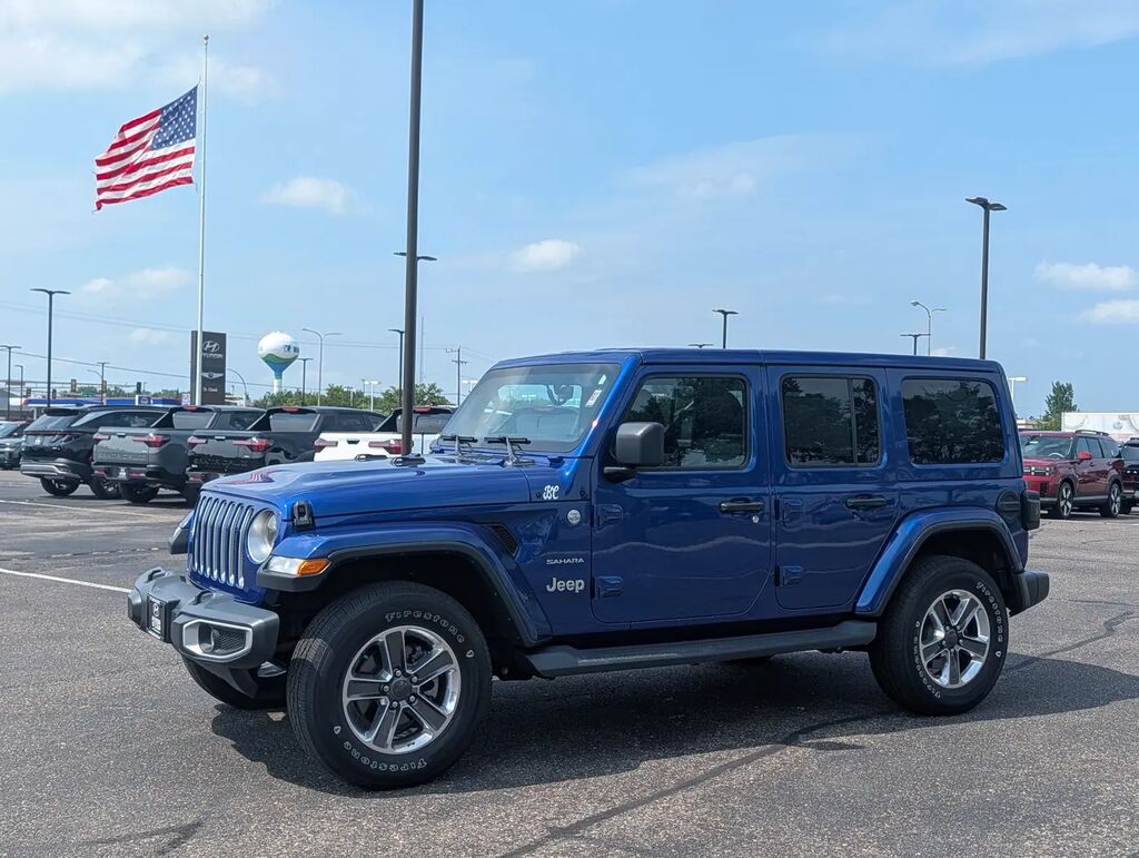 2018 Jeep Wrangler Unlimited Sahara — photo 1 of 13