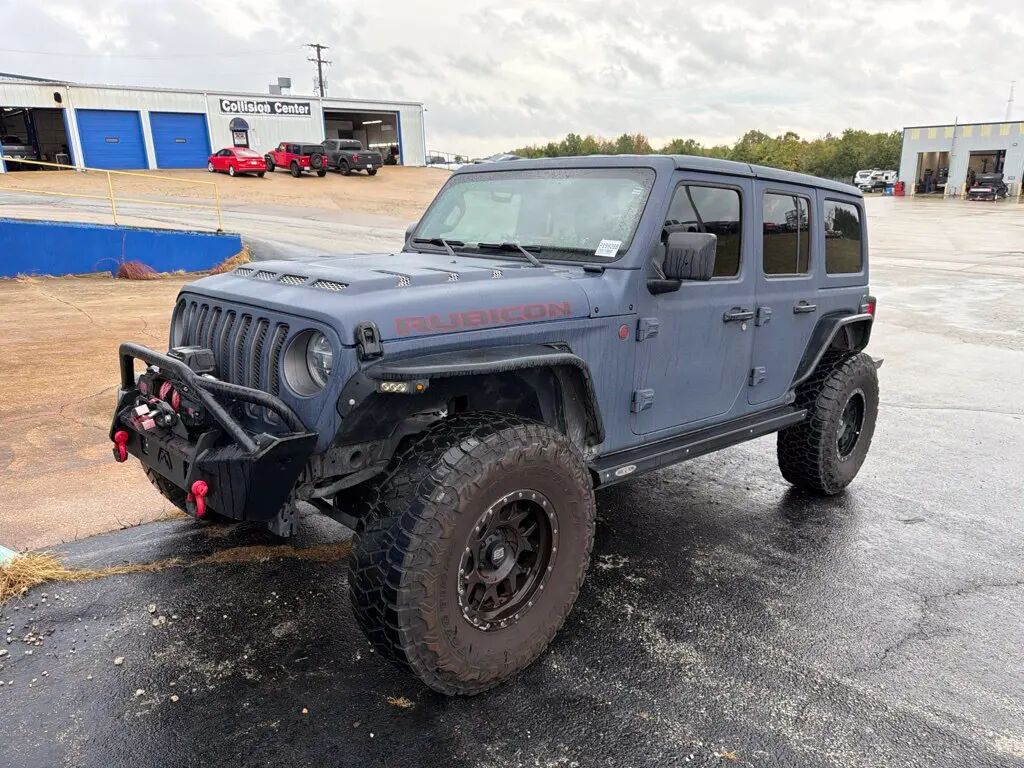 2020 Jeep Wrangler Unlimited Rubicon — photo 1 of 13