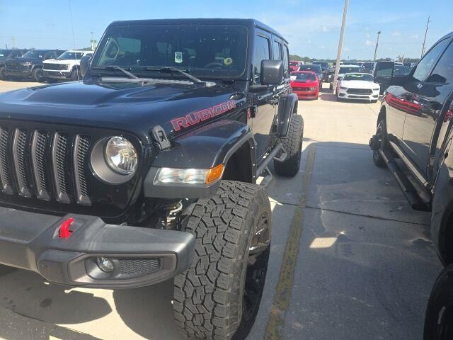 2023 Jeep Wrangler Rubicon — photo 1 of 13