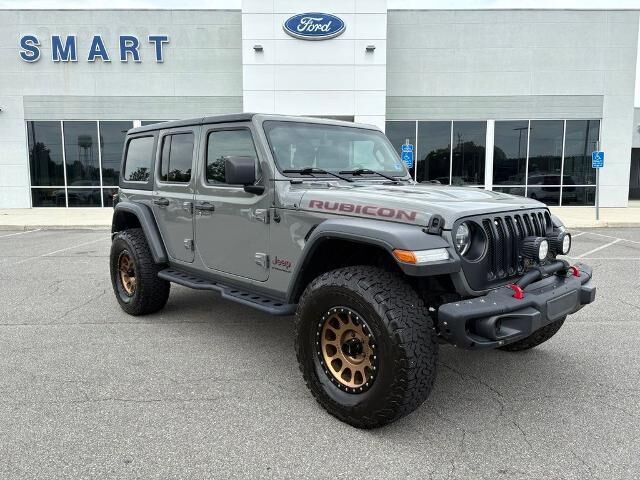 2023 Jeep Wrangler Rubicon — photo 1 of 13