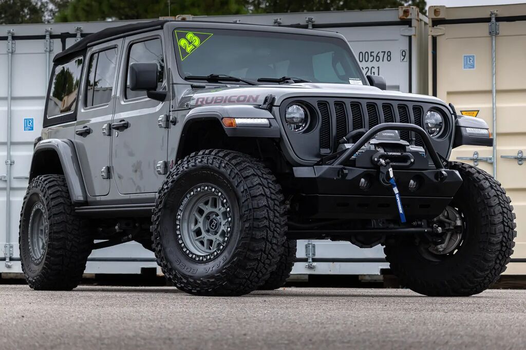 2023 Jeep Wrangler Rubicon — photo 1 of 13