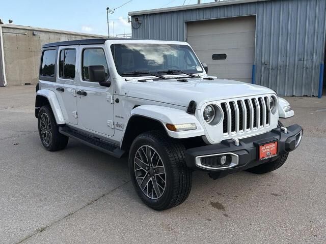 2023 Jeep Wrangler Sahara 4xe — photo 1 of 11