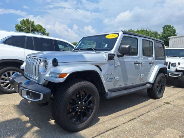 2023 Jeep Wrangler 4xe Sahara — photo 1 of 2
