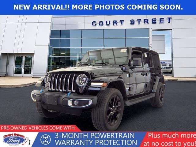 2023 Jeep Wrangler High Altitude 4xe — photo 1 of 4