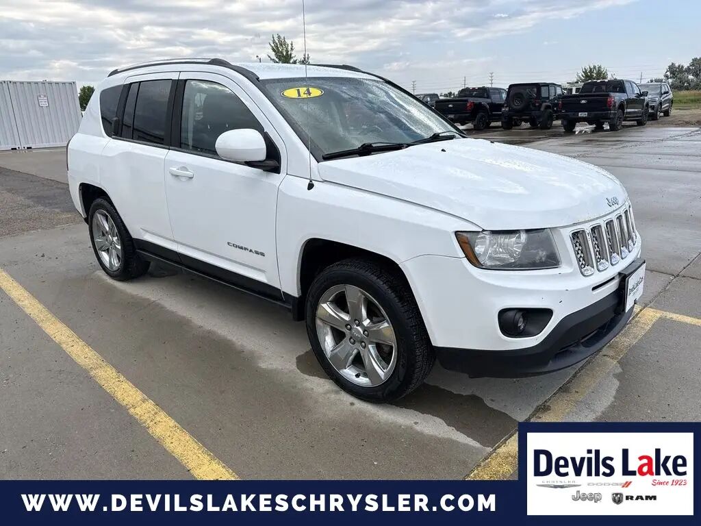 2014 Jeep Compass Latitude — photo 1 of 25