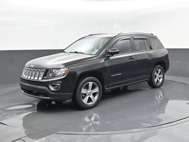 2016 Jeep Compass Latitude — photo 1 of 26