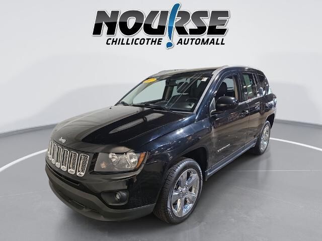 2017 Jeep Compass Latitude — photo 1 of 26