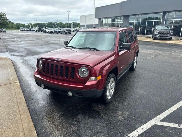 2016 Jeep Patriot Latitude — photo 1 of 13
