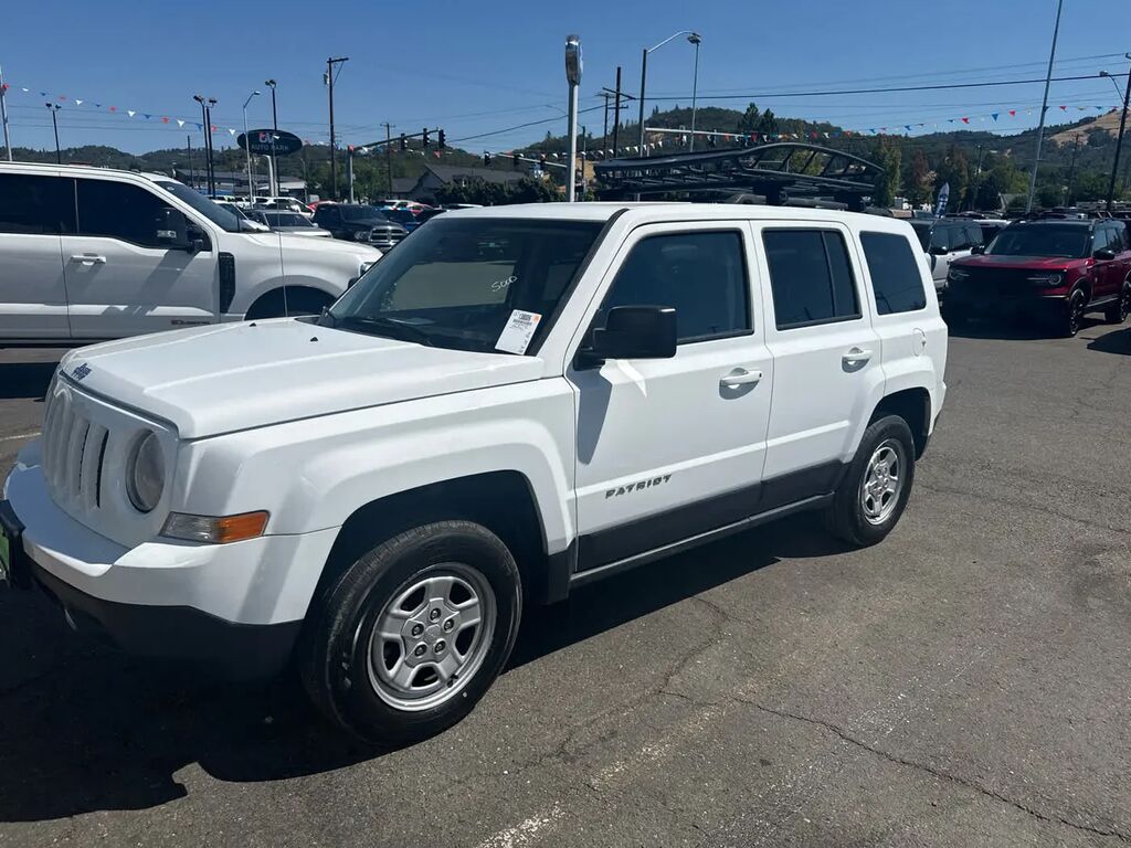 2016 Jeep Patriot Sport — photo 1 of 25