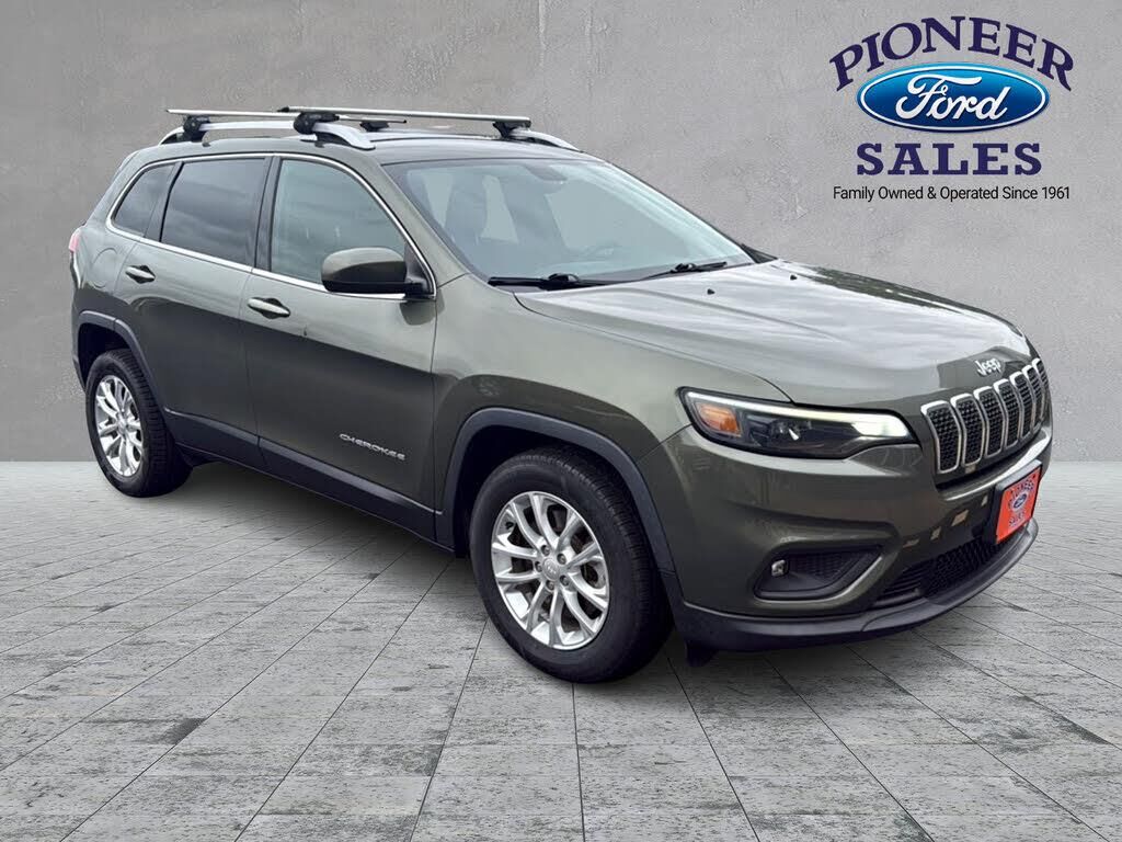 2019 Jeep Cherokee Latitude — photo 1 of 1