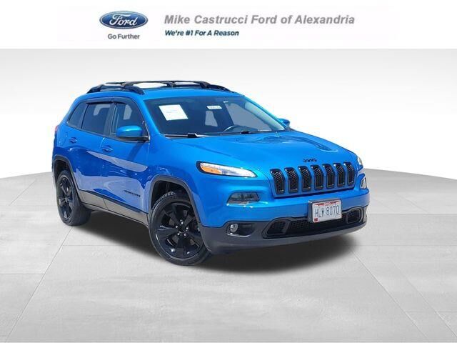 2018 Jeep Cherokee Latitude — photo 1 of 13