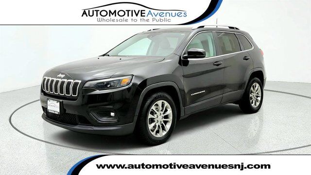 2021 Jeep Cherokee Latitude Plus — photo 1 of 1