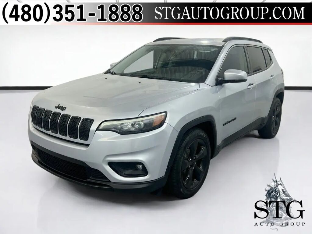 2019 Jeep Cherokee Altitude — photo 1 of 13