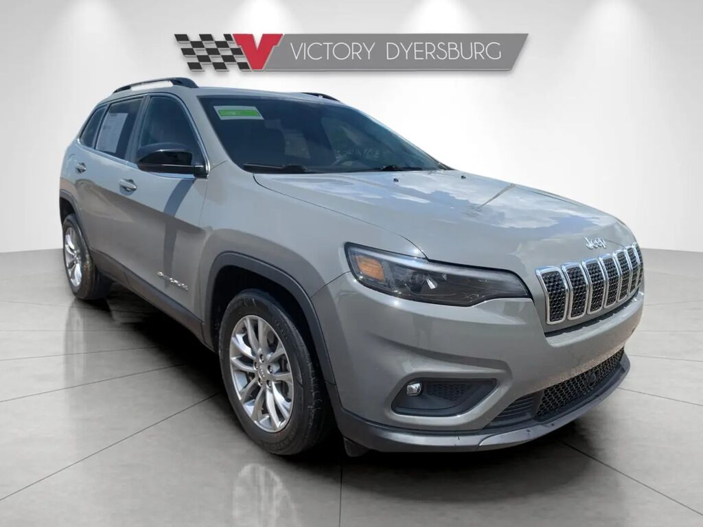 2022 Jeep Cherokee Latitude Lux — photo 1 of 22