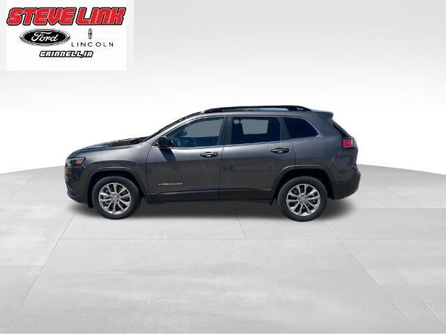 2022 Jeep Cherokee Latitude Lux — photo 1 of 13