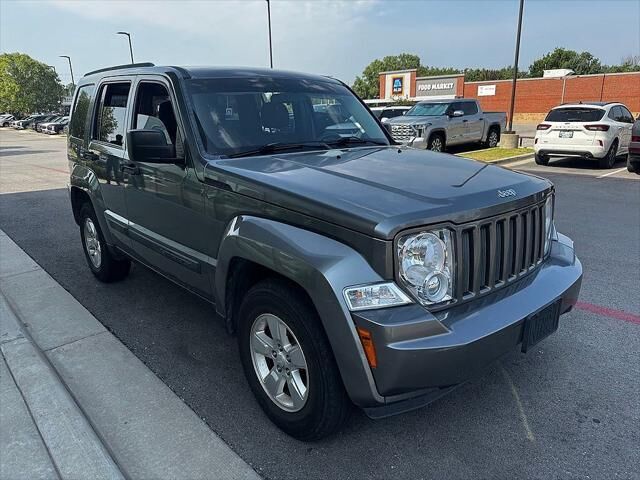 2012 Jeep Liberty Sport — photo 1 of 23