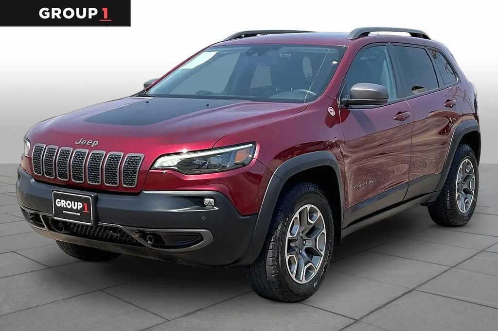 2021 Jeep Cherokee Trailhawk — photo 1 of 12