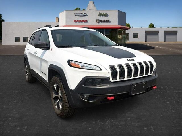 2018 Jeep Cherokee — photo 1 of 1