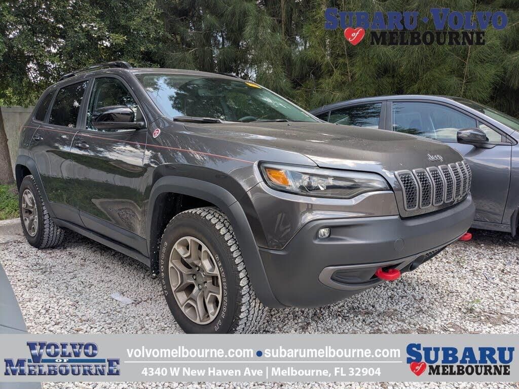 2022 Jeep Cherokee Trailhawk — photo 1 of 15
