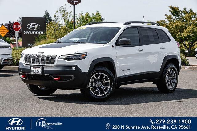 2021 Jeep Cherokee Trailhawk — photo 1 of 37