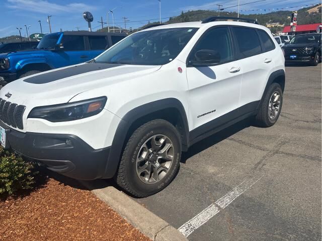 2022 Jeep Cherokee Trailhawk — photo 1 of 33
