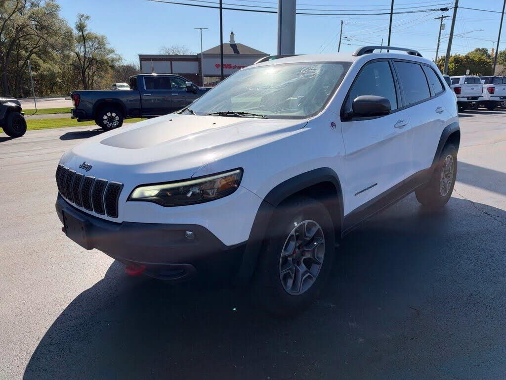 2020 Jeep Cherokee Trailhawk — photo 1 of 1