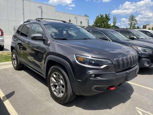 2021 Jeep Cherokee Trailhawk — photo 1 of 18