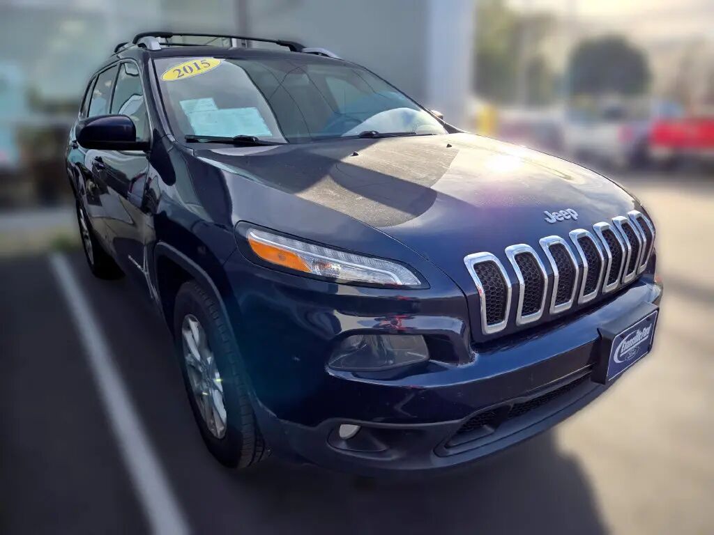 2015 Jeep Cherokee Latitude — photo 1 of 9