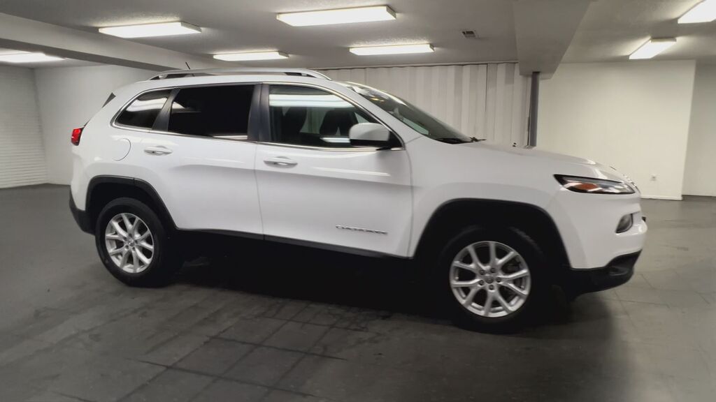 2018 Jeep Cherokee Latitude 4x4 — photo 1 of 7