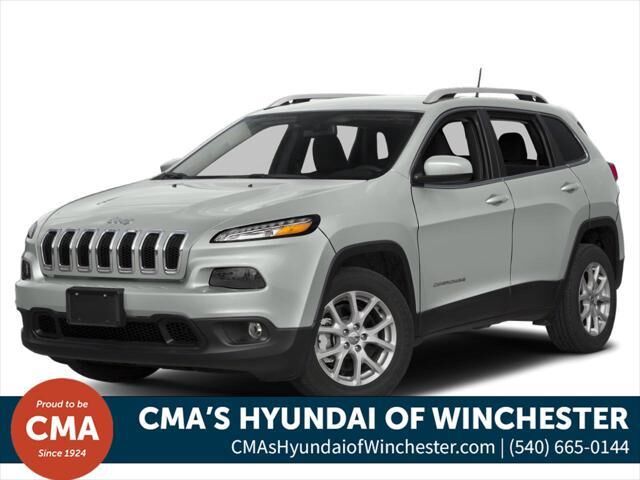 2015 Jeep Cherokee Latitude — photo 1 of 12