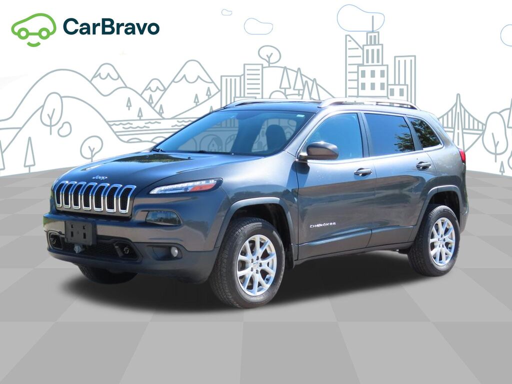 2017 Jeep Cherokee Latitude — photo 1 of 6