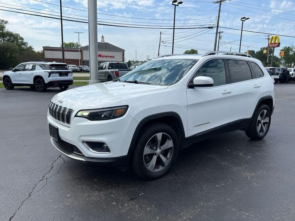 2019 Jeep Cherokee Limited — photo 1 of 2