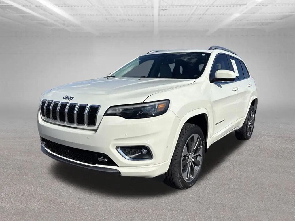 2019 Jeep Cherokee Overland — photo 1 of 1
