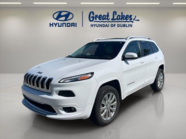 2017 Jeep Cherokee Overland — photo 1 of 13