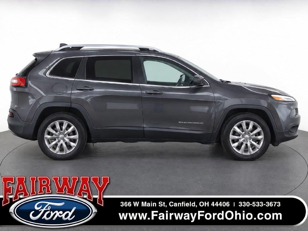 2018 Jeep Cherokee Overland — photo 1 of 13