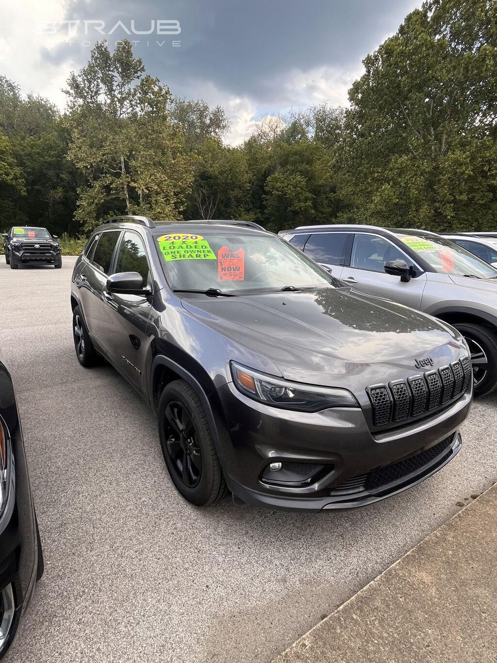 2020 Jeep Cherokee Latitude Plus — photo 1 of 4
