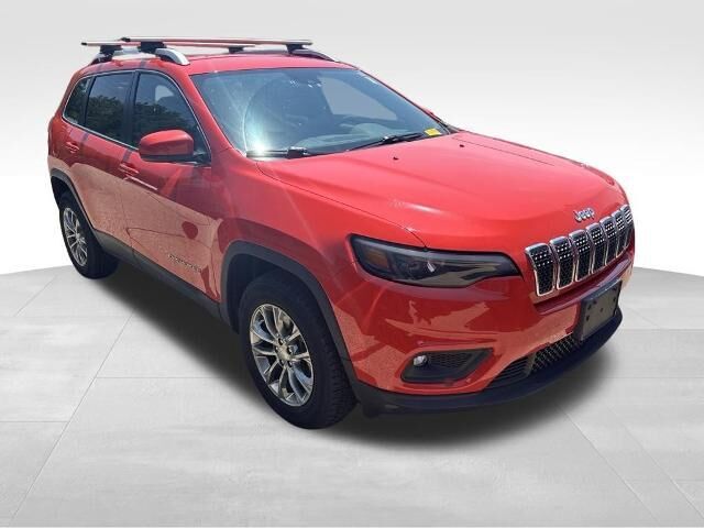 2021 Jeep Cherokee Latitude Plus — photo 1 of 12