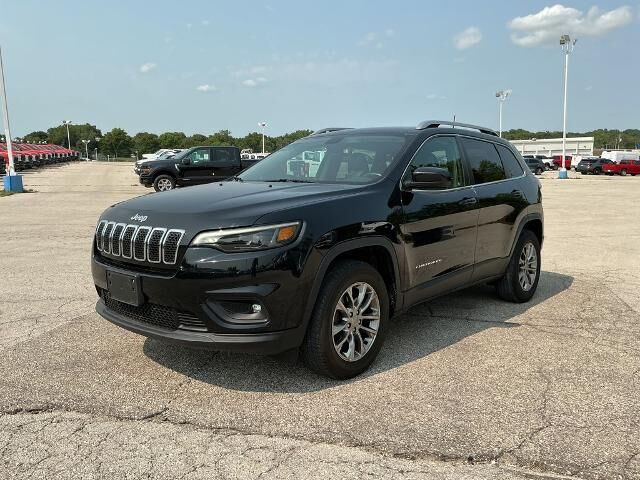 2019 Jeep Cherokee Latitude Plus — photo 1 of 13
