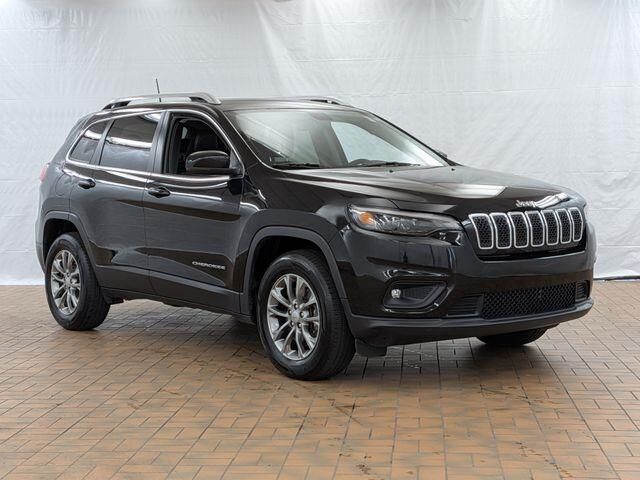 2019 Jeep Cherokee Latitude Plus — photo 1 of 13
