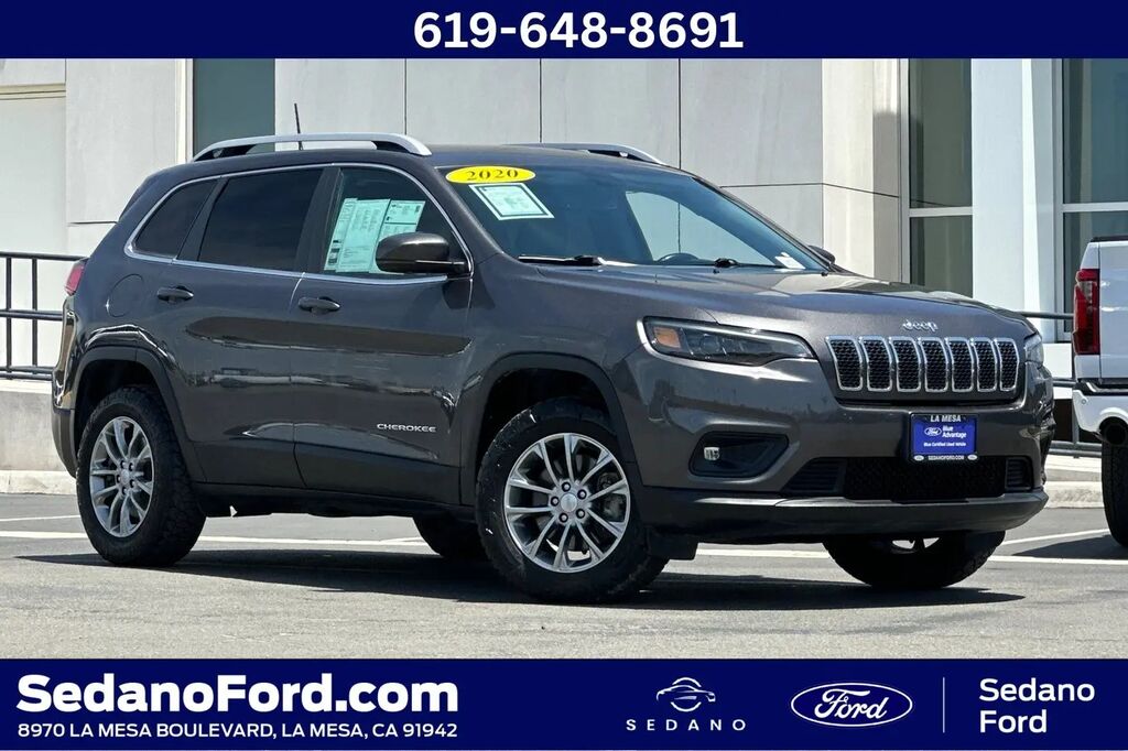 2020 Jeep Cherokee Latitude Plus — photo 1 of 14